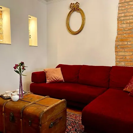 Apartment Varga - Historical Old Town & Free Parking Sopron