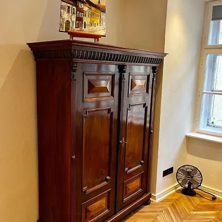 Varga - Historical Old Town & Free Parking
