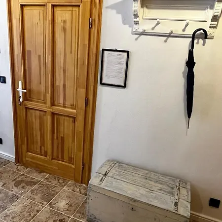 Varga Apartment *