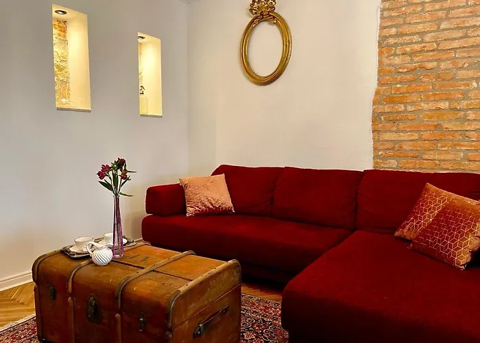 Appartement Varga - Historical Old Town & Free Parking Sopron